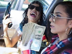 Penetracion con dedos, Besar, Latina, Lamidas, Lencería, Masturbación, Afeitado, Tetas