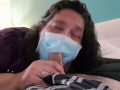 Mommy oral with facemask covid 19