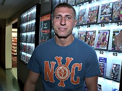 Real gloryhole straight fooled by bait