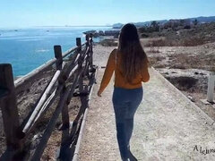 I SUCK MY BOYFRIEND IN THE CAR