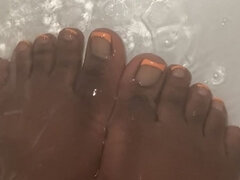 Cleaning My Thick Chocolate Feet