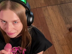 Любители, Минет, Бойфренд, Подружка, Домашнее видео, От первого лица, Молоденькие, Вебкамера