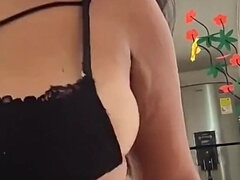 18, Amaterji, Fafanje, Rjavolaska, Latinka, Saggy joške, Najstnice, Joške