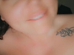 Μελαχροινή, Ώριμη γυναίκα, Φυσικά βυζιά, Μόνος