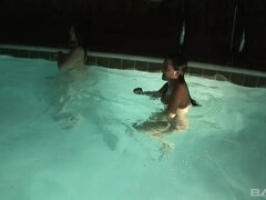 18 χρονον, Ερασιτέχνης, Μεγάλα βυζιά, Μελαχροινή, Εκτός, Πραγματικότητα, Ελαφρύ, Έφηβος