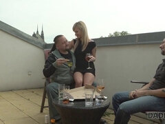 Блондинки, Минет, Измена, Папочка, Хд, Лизание, Зрелые, Молоденькие