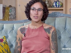 素人, 茶髪の, 指いじり, ドイツ人, オナニー, 自然山雀, オマンコ, タトゥー