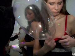 Μωρό, Τρελός, Ερωτικός, Μαλακία, Σκληρό, Όργιο, Πάρτυ, Βυζιά