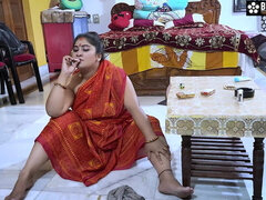 Χοντρή γυναίκα, Μεγάλος κώλος, Χύσιμο, Ινδιάνος, Ώριμη γυναίκα, Μαμά, Κάπνισμα