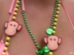 18 let, Velké kozy, Blondýna, Brunetka, Brýle, Venku, Softcore, Teenka