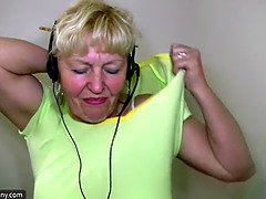 Smuk, Blondine, Ældre lækkre kvinde, Ældre kvinde, Mor jeg gerne vil kneppe, Mor, Naturlige bryster, Stedmor