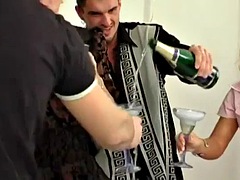 Anal, Stor kukk, Bløtkake, Hardcore, Milf, Orgie, Swingers, Pupper