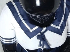 Latex Katze in Schuluniform