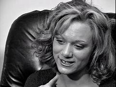 Whore blonde blowing cock in car