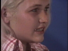 Χοντρή γυναίκα, Ξανθιά, Μελαχροινή, Διπλή εισχώρηση, Μασάζ, Αυνανισμός, Μαθητής, Έφηβος