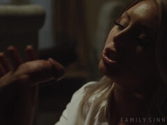 アメリカ人, デカ尻, ブロンド, 開帳, 淫乱熟女, スカート, ストッキング, オッパイの