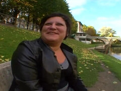 Babe, Velika rit, Velike joške, Fafanje, Rjavolaska, Hardcore, Zrela, Mama