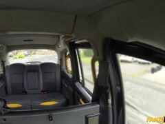 Boquete, Britânico, Peituda, Carrro, Hardcore, Mãe gostosa, Mamãe, Tetas