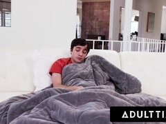 18 let, Velké kozy, Na pejska, Gangbang, Sestřička, Orgie, Realita, Kozičky