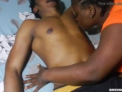 Asiater, Rumpe, Stor svart kvinne, Stor rumpe, Store pupper, Inder, Utendørs, Våt