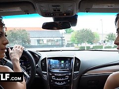 Scarlett Teaches Cassie Tantric sex with love & squirt - HD porn