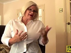 Bbw, Velký zadek, Velké kozy, Britské, Babi, Dospělé, Ječení, Punčochy