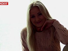 Shivering orgasm in hot solo action for Cayla Lyons