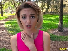 フェラチオ, 茶髪の, 車, 顔射, 現実, 剃毛, タトゥー, ティーン