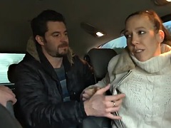 Sohpie gets anal while we drive the car