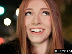 Velik kurac, Črnke, Fafanje, Temnopolti, Medrasni seks, Rdečelaska, Jahanje, Joške