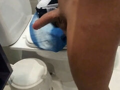 No condoms 18yo boy let scapes inside for a constantly flash into my wife�s pussy