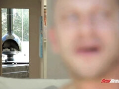 Velik kurac, Velike joške, Blondinka, Busty, Notranji izliv, Hardcore, Naravne joške, Tuširanje