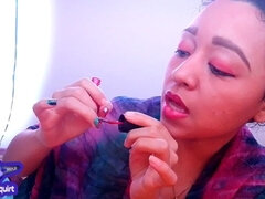 Saturno Squirt Hairdresser Who Gives Delicious Blowjobs as a Service While She Paints Her Nails