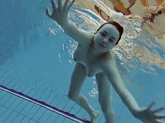 Bambino, Bikini, Brunetta, All'aperto, Pubblico, Russa, Softcore, Sott'acqua