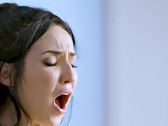 69, デカパイ, 指いじり, 毛深い, キス, レズビアン, なめる, マッサージ