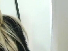 Amatorka, Duże cycki, Blondynka, Puma, Instrukcja, Penis, Palenie, Kamerka internetowa