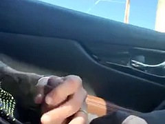 Voiture, Tir de sperme, Homosexuelle, Masturbation, Mère que j'aimerais baiser, Pov, Public, Solo
