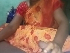 Desi Aunty Handjob in Hotal Room