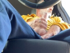 Auto, Papi, Europäisch, Handjob, Masturbation, Reif, Öffentlich, Spanisch