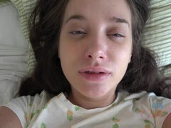 Brunetka, Creampie, Prstění, Footjob, Přítelkyně, Venku, Pička, Vyholené