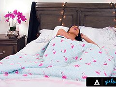 69, Vysokoškolačka, Sezeni na obličeji, Hd, Mezirasové, Lesbické, Realita, Guma