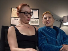 Lesbian MILF Fox Acecaria is fingered and rubbed by Davey Faye