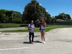 Grote lul, Auto, Sperma shot, Hondjeshouding, Hardcore, Zoenen, Rijden, Nat