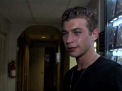 Fooled str8 gets gloryhole BJ in secret room till cum