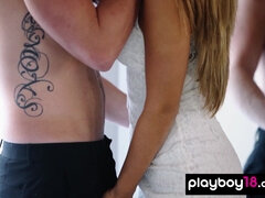 Stor kukk, Store pupper, Kukk suging, Brunette, Barmfager, Monster, Naturlig, Naturlige bryster