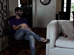 큰 가슴, 오랄섹스, 오쟁이 진 남자, 핸드잡, 밀프, 여배우, 빨간 머리, 빨아들이는