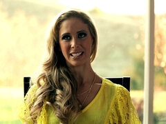 Tetas grandes, Rubia, Tetona, Universidad, Lamidas, Perforación, Tatuaje, Tetas