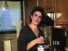 Amaterji, Kosmate, Samozadovoljevanje, Milf, Mama, Dokolenke, Igrače, Retro