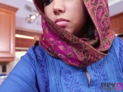 Schattig, Anaal, Arabisch, Lul, Hardcore, Likken, Kut duiken, Tieten likken