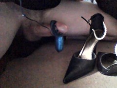 High heels sex toy cum hands free Cumming shoejob